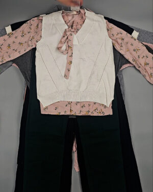 Фотография  806 - Комплекты жен Корея 085#5 кг, ЛОТ СТ-9574 оптом в Благовещенске и Амурской области