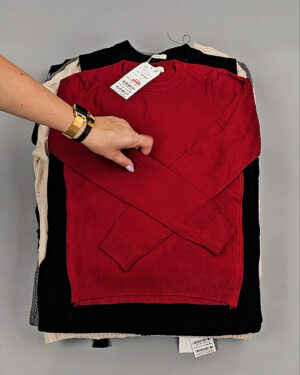 Фотография  191 - Джемпера Корея 085#7 кг, ЛОТ СТ-9415 оптом в Благовещенске и Амурской области