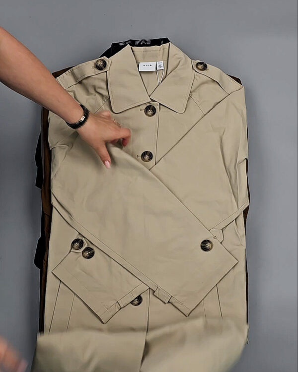 Фотография  770 - Ветровки Bestseller+DK 035#10 кг, ЛОТ СТ-9399 оптом в Благовещенске и Амурской области