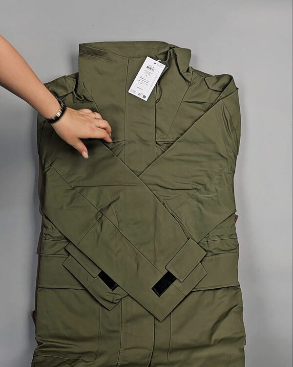 Фотография  788 - Ветровки Bestseller 045#10 кг, ЛОТ СТ-9410 оптом в Благовещенске и Амурской области