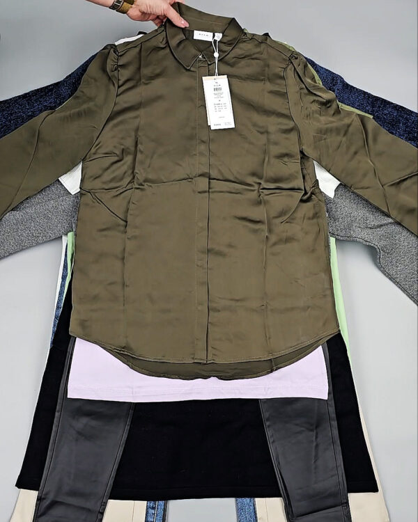 Фотография  349 - Bestseller Winter mix 104#15 кг, ЛОТ № СТ-9526 оптом в Благовещенске и Амурской области