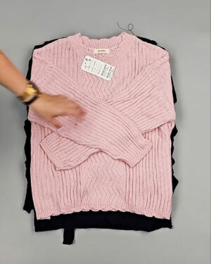 Фотография  695 - Джемпера Корея 085#7 кг, ЛОТ СТ-9415 оптом в Благовещенске и Амурской области