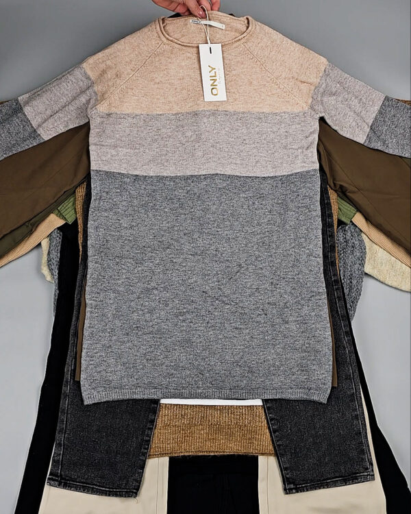 Фотография  893 - Bestseller Winter mix 104#15 кг, ЛОТ № СТ-9525 оптом в Благовещенске и Амурской области