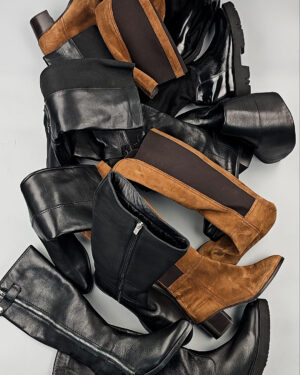 Купить Сапоги Италия #7 шт, ЛОТ СТ-9678 оптом в Благовещенске и Амурской области