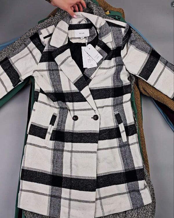 Фотография  955 - Пальто Bestseller 045#10 кг, ЛОТ СТ-9843 оптом в Благовещенске и Амурской области