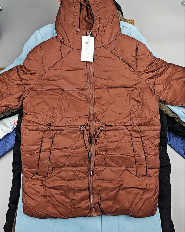 Фотография  825 - Верхняя одежда VILA 104#10 кг, ЛОТ СТ-9714 оптом в Благовещенске и Амурской области