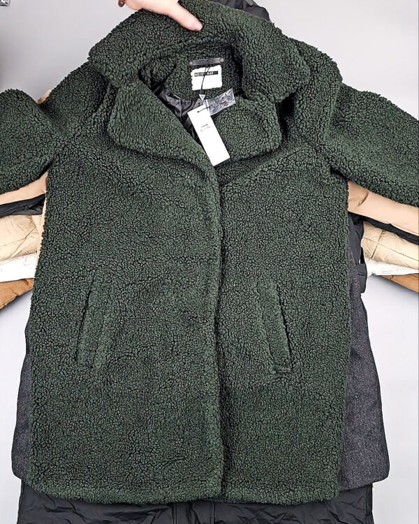 Фотография  106 - Верхняя одежда BESTSELLER Дания#11,35 кг, ЛОТ СТ-9706 оптом в Благовещенске и Амурской области