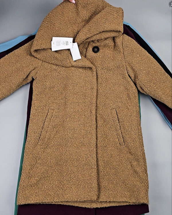 Фотография  730 - Пальто Bestseller 045#10 кг, ЛОТ СТ-9843 оптом в Благовещенске и Амурской области