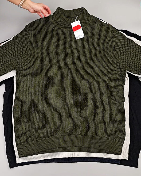 Фотография  491 - Джемпера мужские C&A 025#7,6 кг, ЛОТ СТ-10006 оптом в Благовещенске и Амурской области