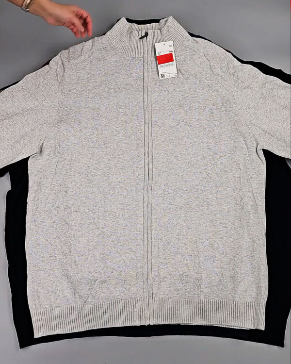 Фотография  138 - Джемпера мужские C&A 025#7,6 кг, ЛОТ СТ-10006 оптом в Благовещенске и Амурской области