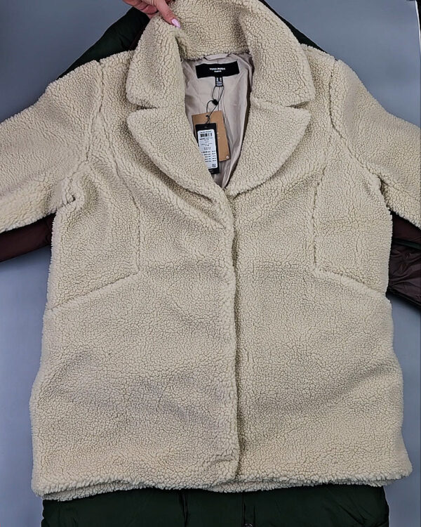 Фотография  572 - Куртки BESTSELLER зима 045#10 кг, ЛОТ СТ-9827 оптом в Благовещенске и Амурской области