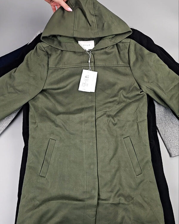 Фотография  658 - Пальто Bestseller 104#15,2 кг, ЛОТ СТ-9842 оптом в Благовещенске и Амурской области