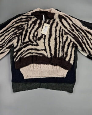 Фотография  306 - Джемпера Bestseller+DK 035#7 кг, ЛОТ СТ-9913 оптом в Благовещенске и Амурской области