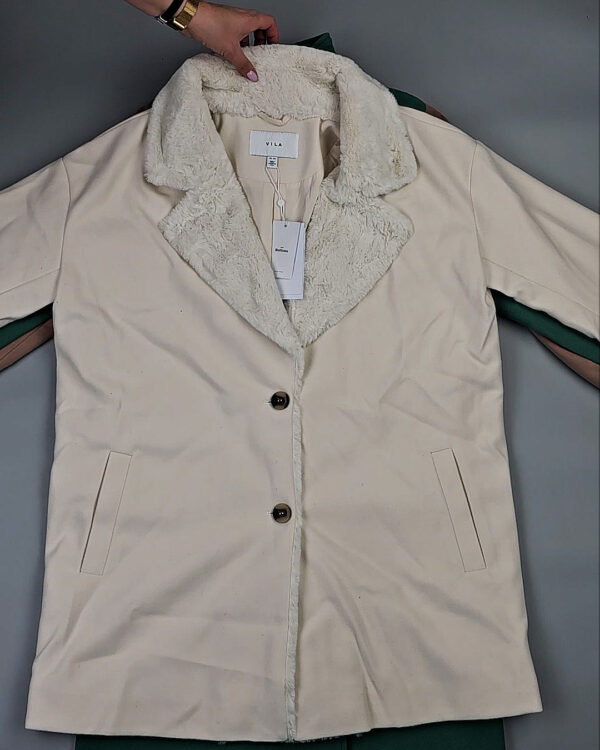 Фотография  247 - Пальто Bestseller 045#10 кг, ЛОТ СТ-9844 оптом в Благовещенске и Амурской области