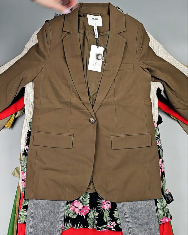 Фотография  225 - DK+Bestseller 085#16 кг оптом в Благовещенске и Амурской области