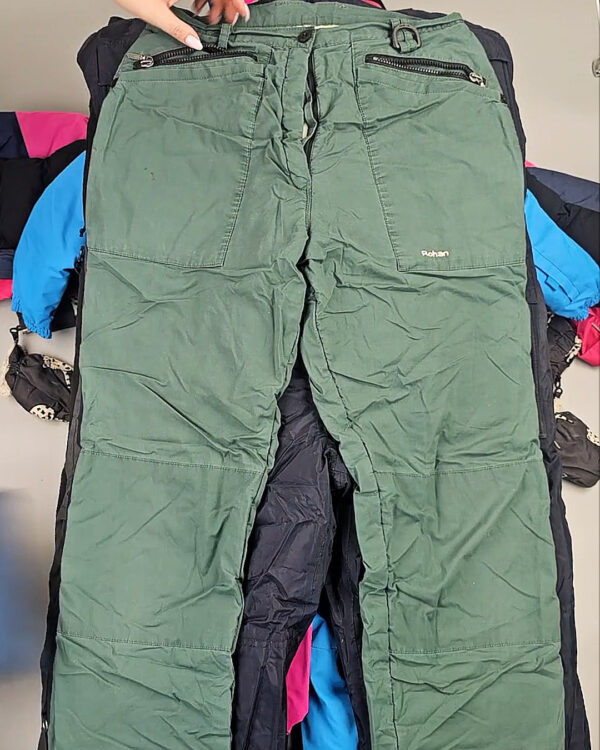 Фотография  801 - Комбинезоны лыжные SKI БМ#20 кг, ЛОТ СХ-0192 оптом в Благовещенске и Амурской области