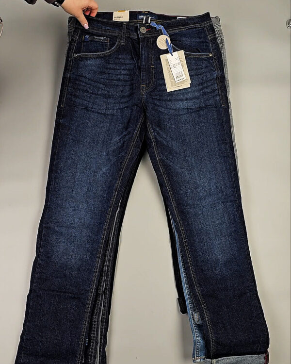 Фотография  597 - Джинсы BLEND HE 075#10 кг оптом в Благовещенске и Амурской области