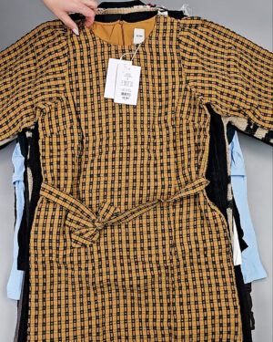 Фотография  162 - DK, Bestseller + Winter mix#15 кг, ЛОТ СТ-9957 оптом в Благовещенске и Амурской области