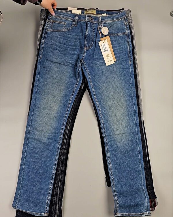 Фотография  649 - Джинсы BLEND HE 075#10 кг оптом в Благовещенске и Амурской области