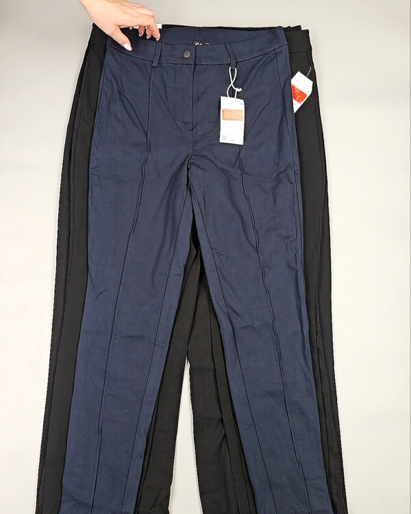 Фотография  933 - Брюки женские зима C&A 025#10 кг, ЛОТ СТ-9905 оптом в Благовещенске и Амурской области