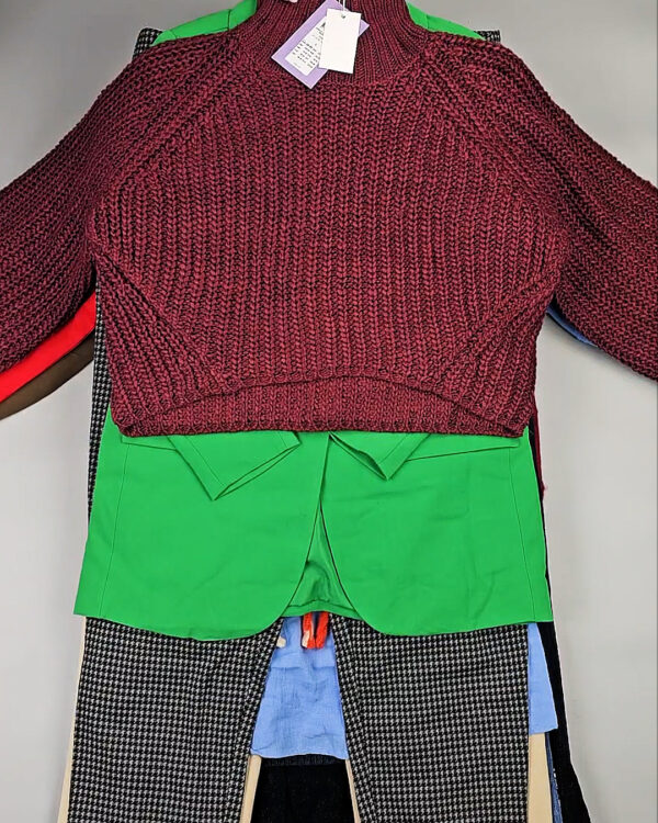 Фотография  564 - DK+Bestseller 085#16 кг, ЛОТ СТ-9950 оптом в Благовещенске и Амурской области