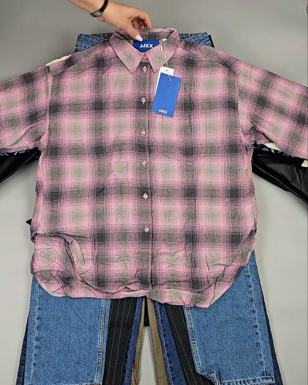 Фотография  666 - JACK JONES Women Winter mix 075 #15 кг, ЛОТ СТ-9960 оптом в Благовещенске и Амурской области