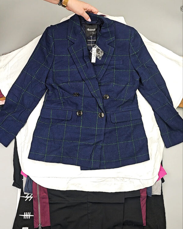 Фотография  314 - CANADA  Winter mix 64#15 кг, ЛОТ СТ-9807 оптом в Благовещенске и Амурской области