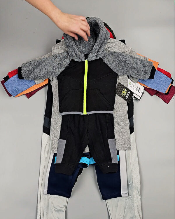 Фотография  377 - Спортивные костюмы дети CAN#6 кг, ЛОТ СТ-9739 оптом в Благовещенске и Амурской области