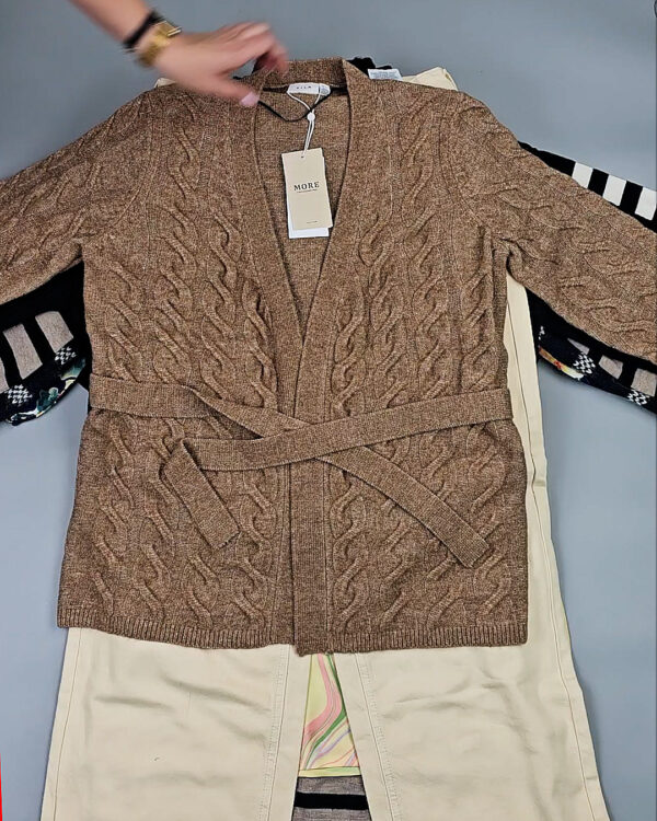 Фотография  271 - VILA Winter MIX 064#15 кг, ЛОТ СТ-9815 оптом в Благовещенске и Амурской области