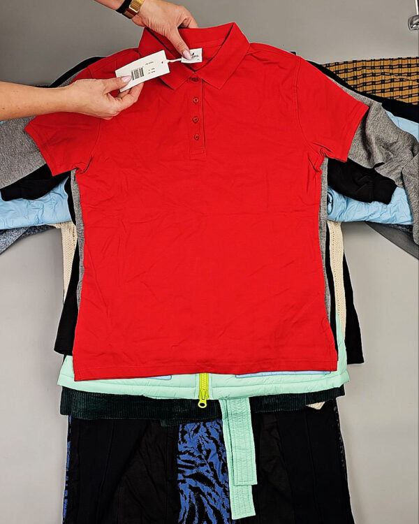 Фотография  240 - DK, Bestseller + Winter mix#15 кг, ЛОТ СТ-9955 оптом в Благовещенске и Амурской области