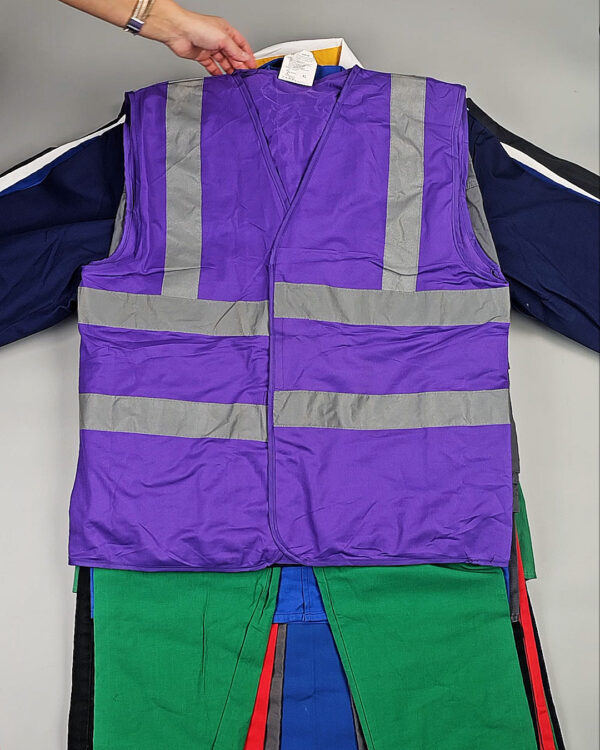 Фотография  561 - Рабочая одежда крем+экстра (Work clothes cr+ex)#25 кг, ЛОТ СХ-0264 оптом в Благовещенске и Амурской области