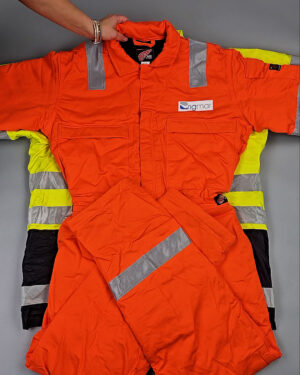 Фотография  912 - Рабочая одежда mix БМ#25 кг, ЛОТ СХ-0266 оптом в Благовещенске и Амурской области